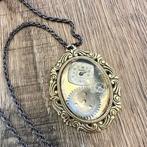 Steampunk‎ necklace vintage, watch face and gears
